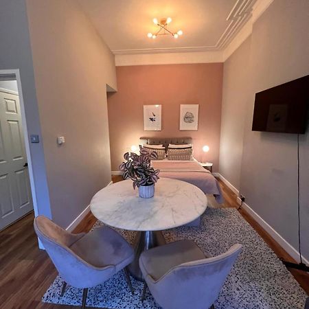 לונדון Stylish Studio For 3 Near Regents Park N4 מראה חיצוני תמונה