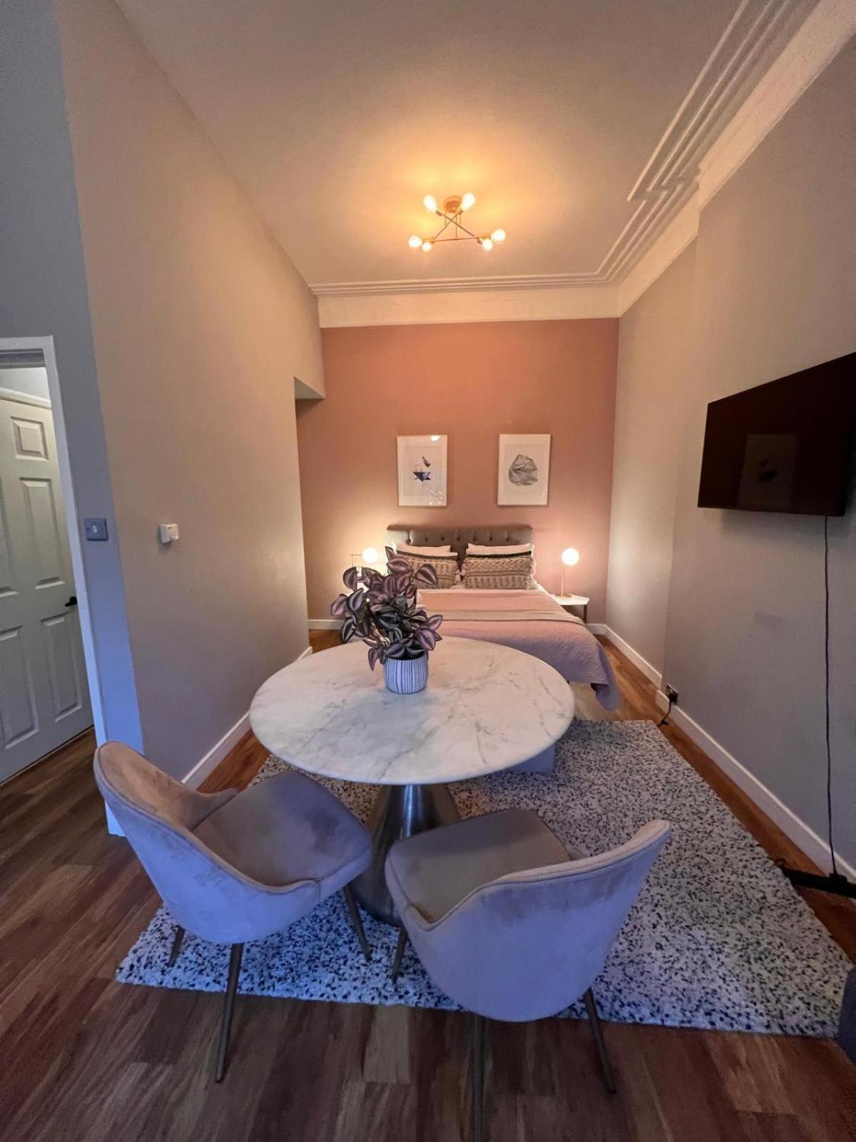 לונדון Stylish Studio For 3 Near Regents Park N4 מראה חיצוני תמונה